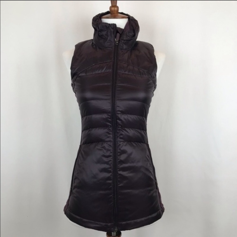 Lululemon down for a run vest II